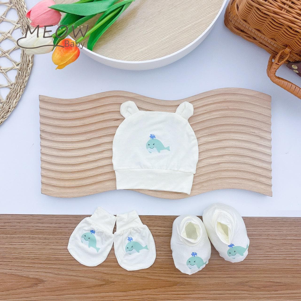 Sét Mũ, Bao Tay, chân vải Peptit Cao Cấp Siêu Mềm Mát cho bé 0-2 tháng Nền Kem HQ - ảnh 2