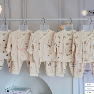 UD6 Bộ Dài tay Unchi nền kem họa tiết xinh chất liệu pettit bambo cho bé 3-9kg - Ảnh chính