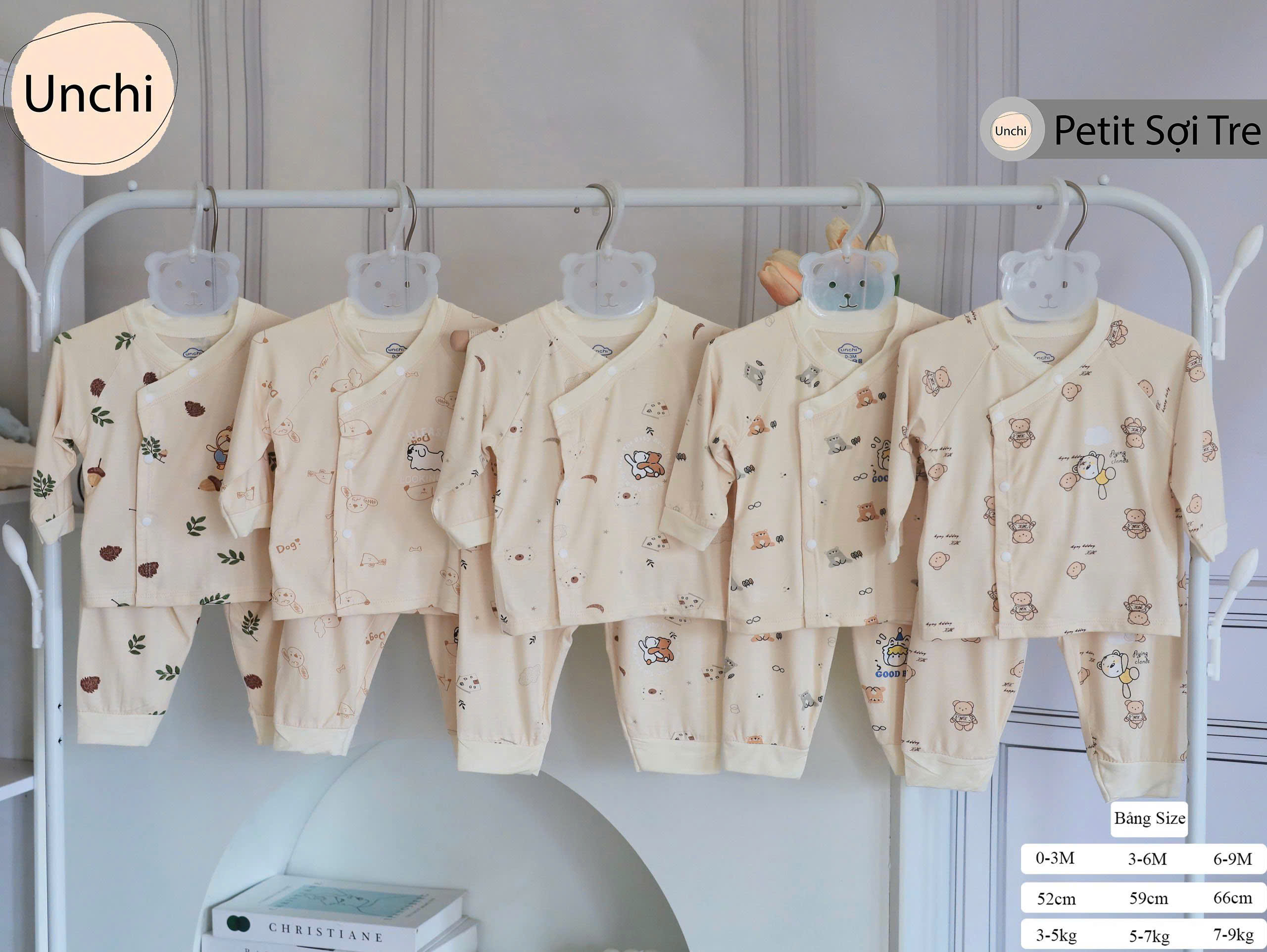 UD6 Bộ Dài tay Unchi nền kem họa tiết xinh chất liệu pettit bambo cho bé 3-9kg - Ảnh chính