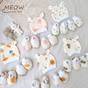 Set Mũ – Bao Tay – Bao Chân Xô Muslin Họa Tiết Cho Bé Sơ Sinh